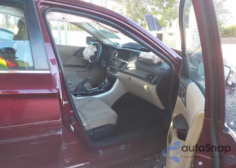 2015 Honda Accord Lx z USA, uszkodzony, nr VIN 1HGCR2F36FA201471